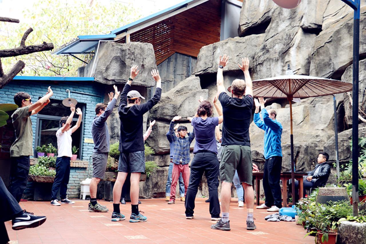 Jianshui Upland Internation Youth Hostel ภายนอก รูปภาพ
