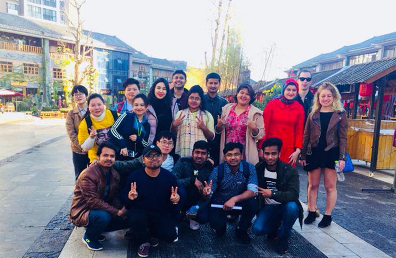 Jianshui Upland Internation Youth Hostel ภายนอก รูปภาพ